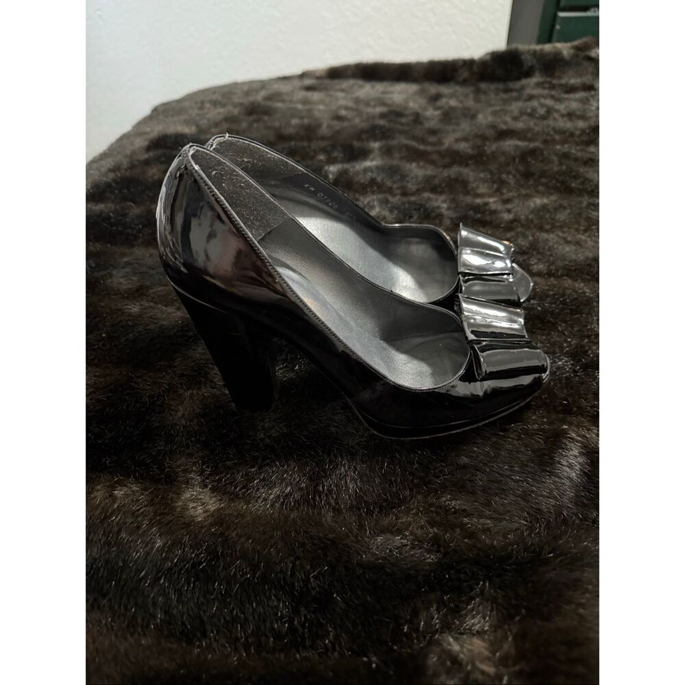 Stuart Weitzman Black Patent Leather Bow‎ Peep Toe Pumps sz 8.5 heels shoes
